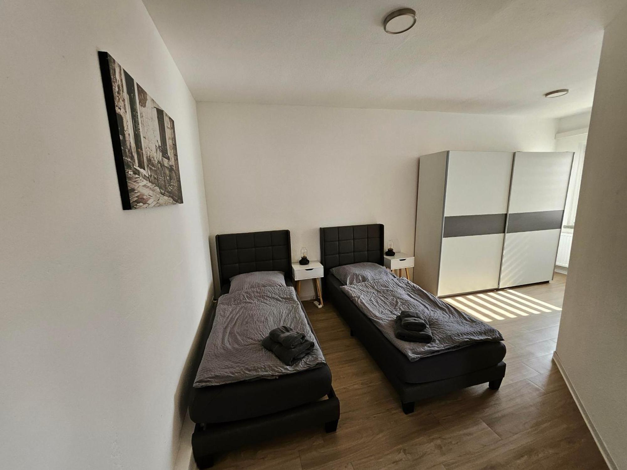 Gaestewohnung Heinrich Heine Schule Bad Dürrenberg Zewnętrze zdjęcie
